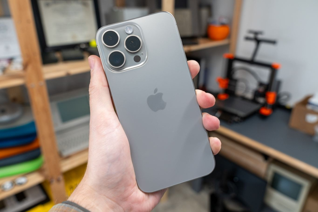 iPhone 15 Pro Max