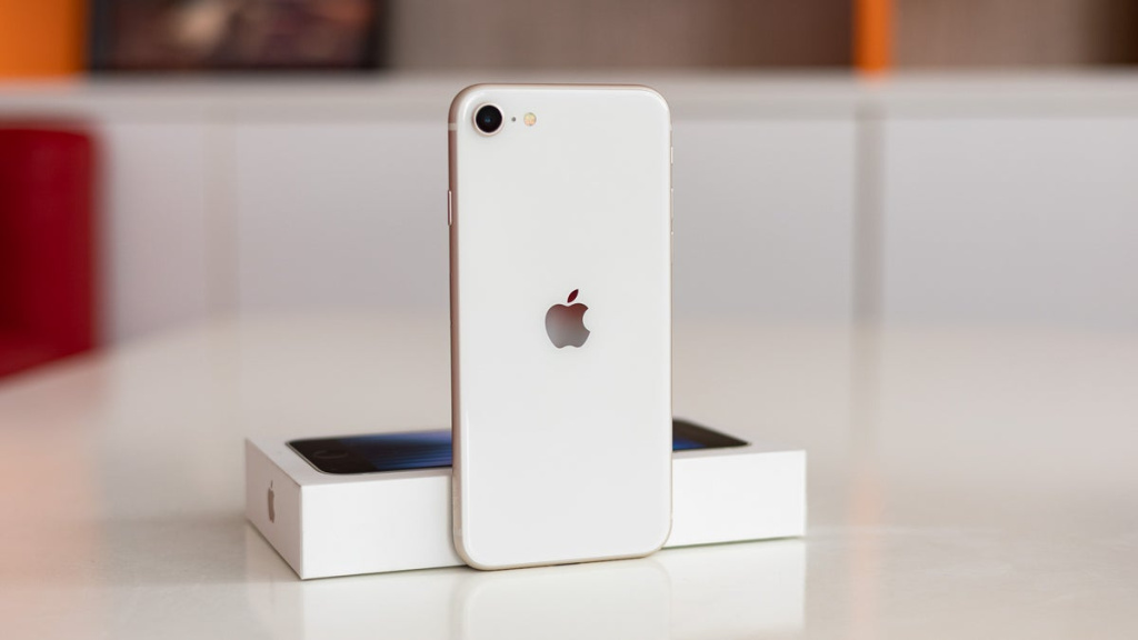 iPhone SE 3