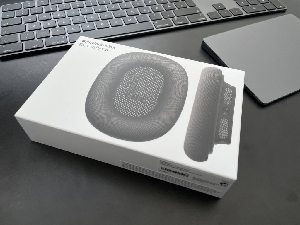 Коробка от амбушюр AirPods Max