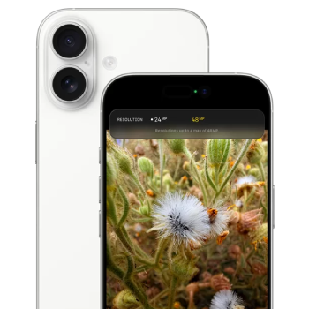 iPhone 17 Center Stage